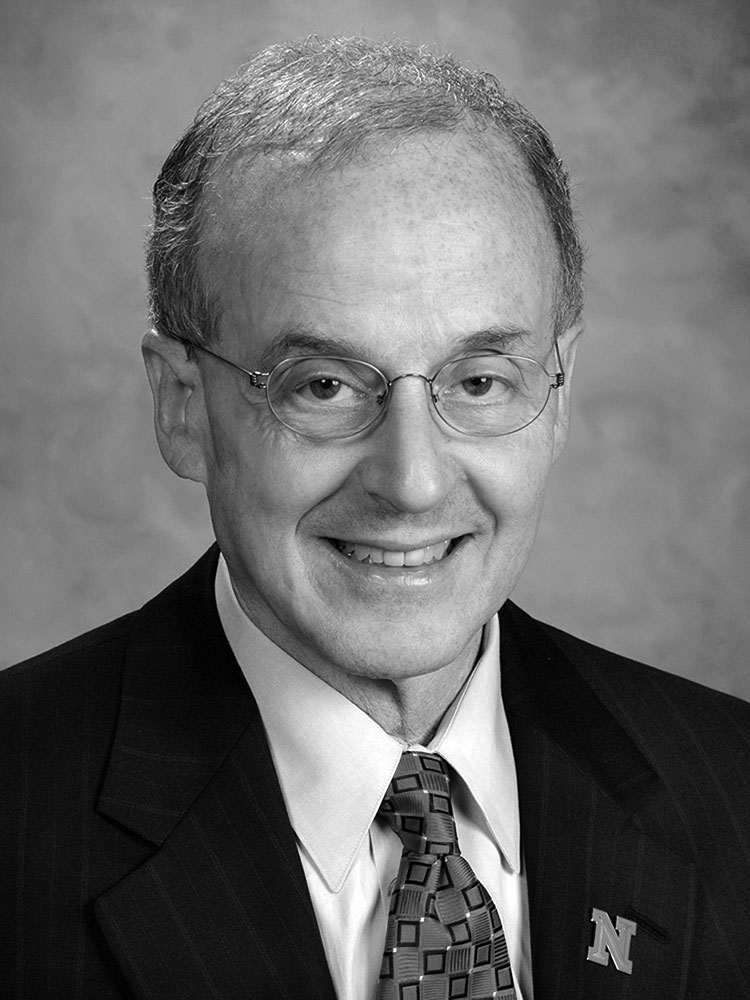 Portrait of Harvey Perlman