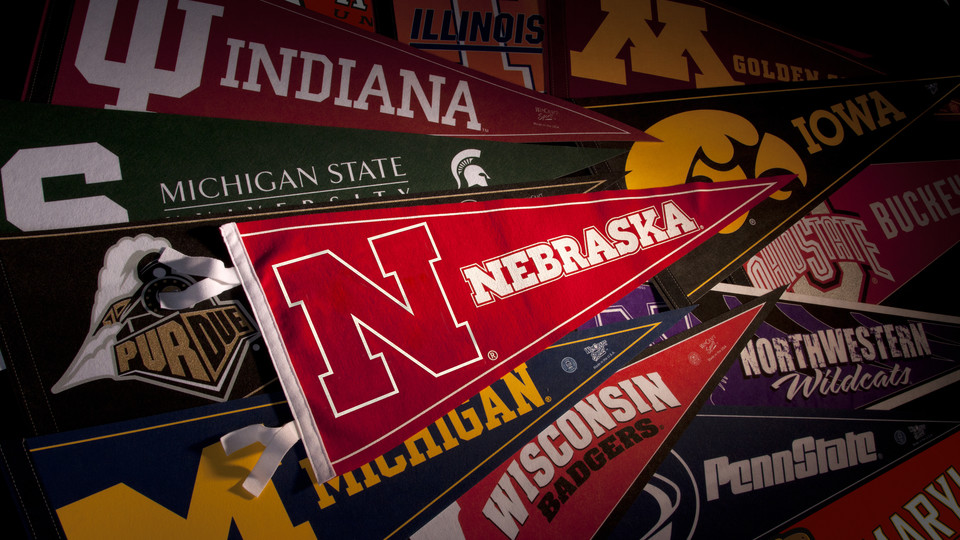 Big 10 school pennant flags; links to news story