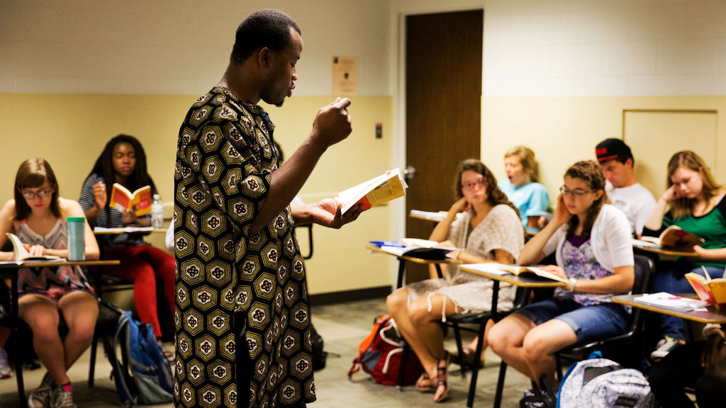 Chigozie Obioma teaching an undergraduate English class at UNL; links to news story