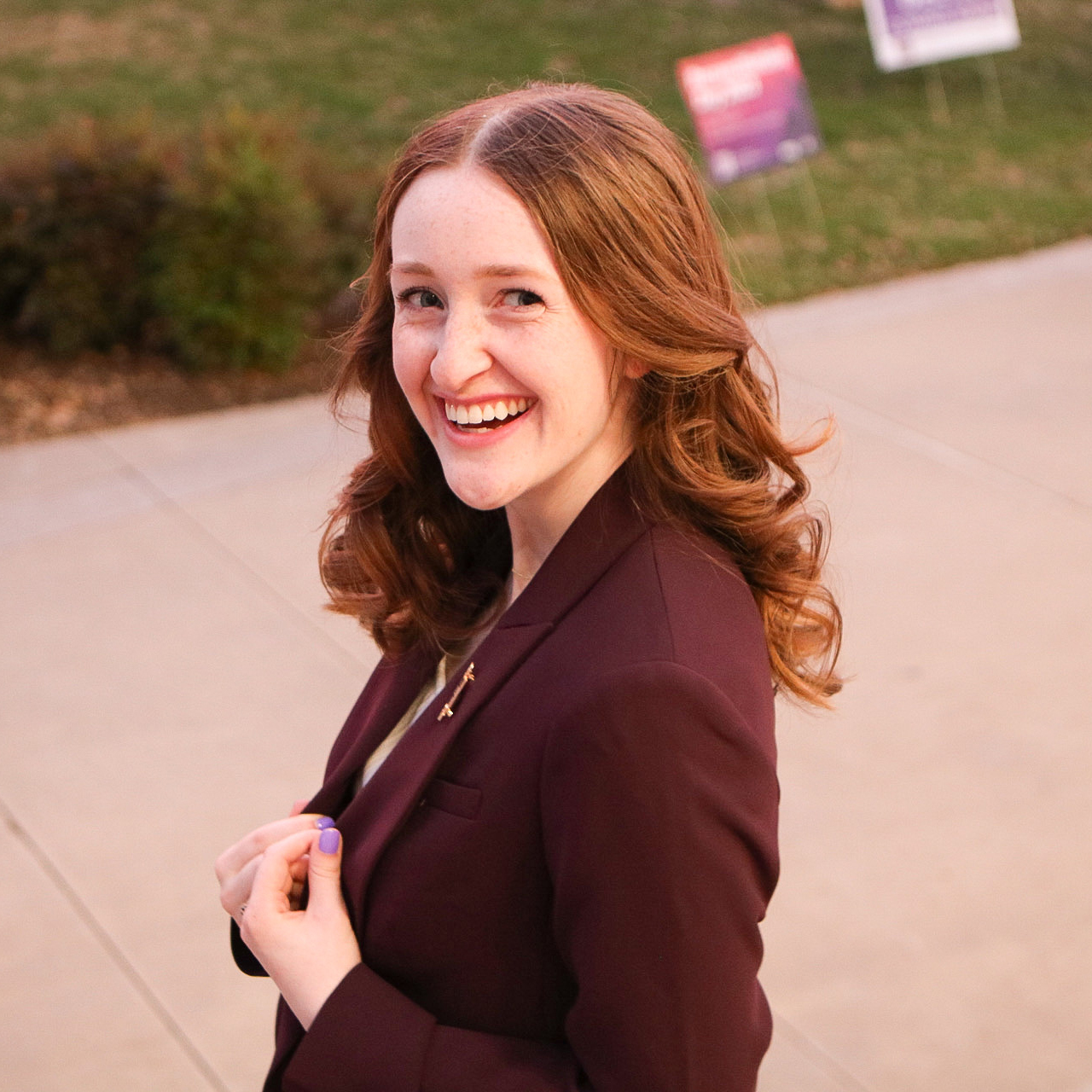 Photo of Amanda Peterson; links to graduate student profile