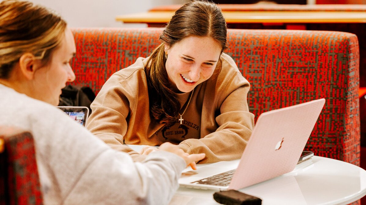 Ava Rhode, right, and Keeley Williams study in Manter Hall Wednesday morning for an anatomy test.