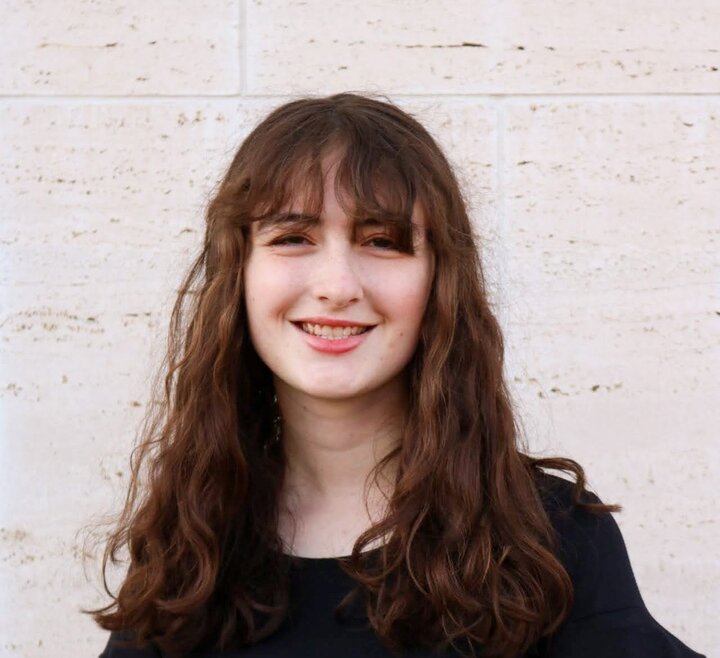 A headshot of Chloe Hoover
