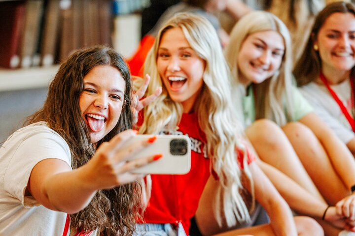 Students take a selfie a New Student Enrollment